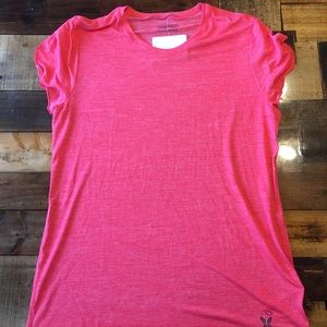 Patagonia size Large Hot pink Glorya Tee